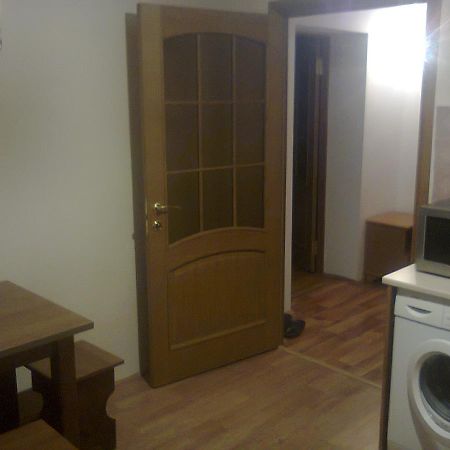 Apartment With Balcony Lviv Bagian luar foto